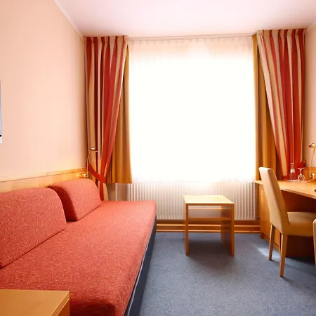 Hotel Hanken GmbH, Hotel Hanken und Seehotel-2